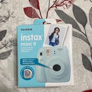 Fujifilm Instax Mini 9 Instant Film Camera Bundle